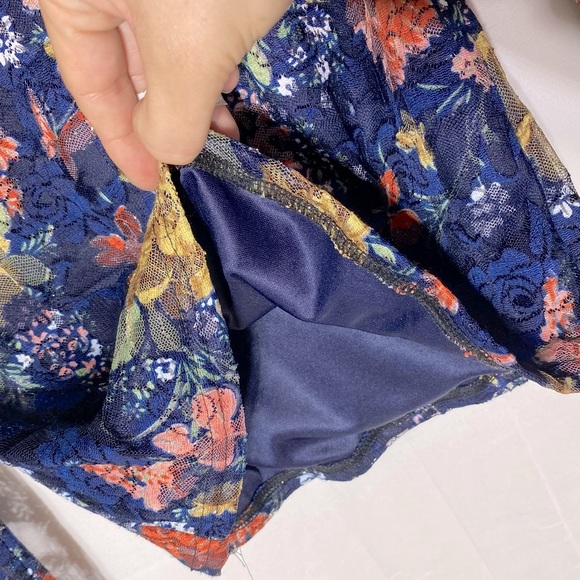 Vintage Y2K Floral Lace Embellished Long Sleeve Mock Neck Top XS - Picture 8 of 16